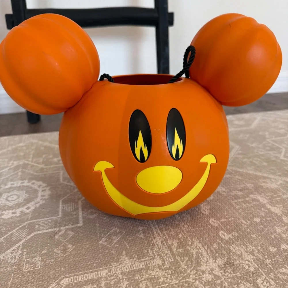 Disney 2023 Mickey Mouse Pumpkin Trick Or‎ Treat Bucket Halloween Candy Pail - Picture 2 of 7